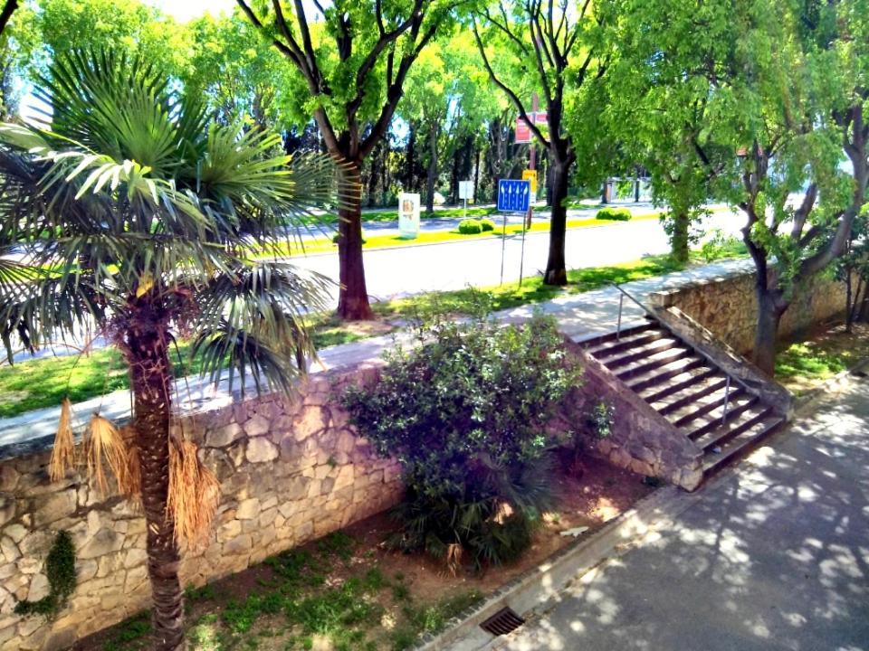Apartment Suzana 2Br Split With Balcony Luaran gambar