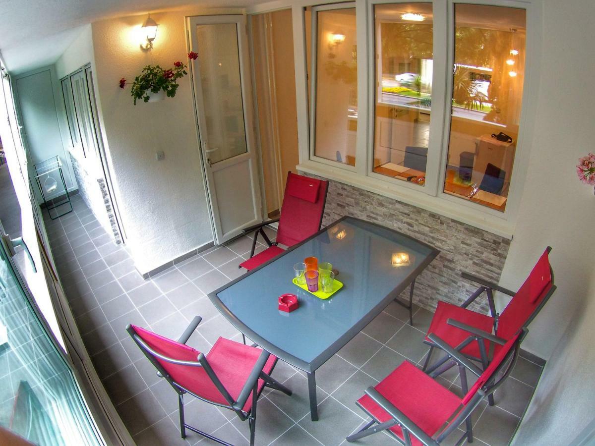 Apartment Suzana 2Br Split With Balcony Luaran gambar